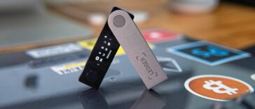 Ledger block chain technology crypto trading bitcoin wallet decentralized finance