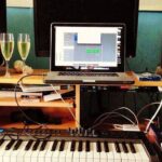 media-television-broadcasting-Twitch-recording-studio-music-equipment-radio-microphone