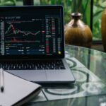 cryptocurrency-chart-displayed-on-a-laptop